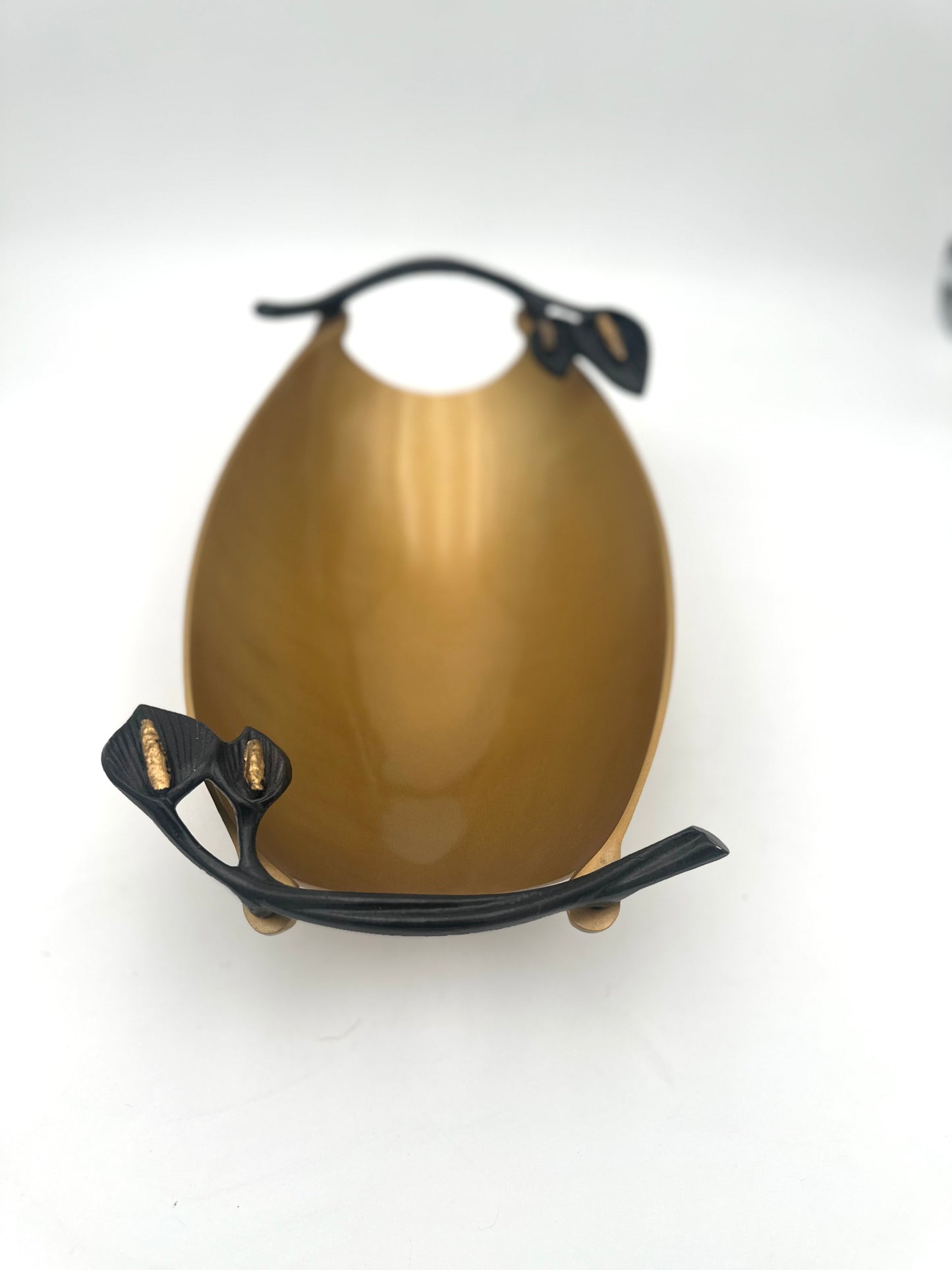 DEKORATİF KULPLU GOLD METAL KASE